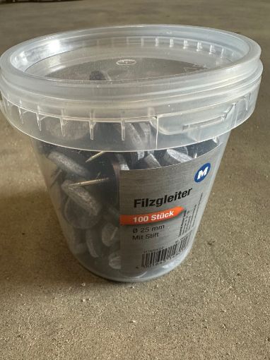 Afbeeldingen van VILTGLIJDER met spijker , emmer 100 stuks 25mm